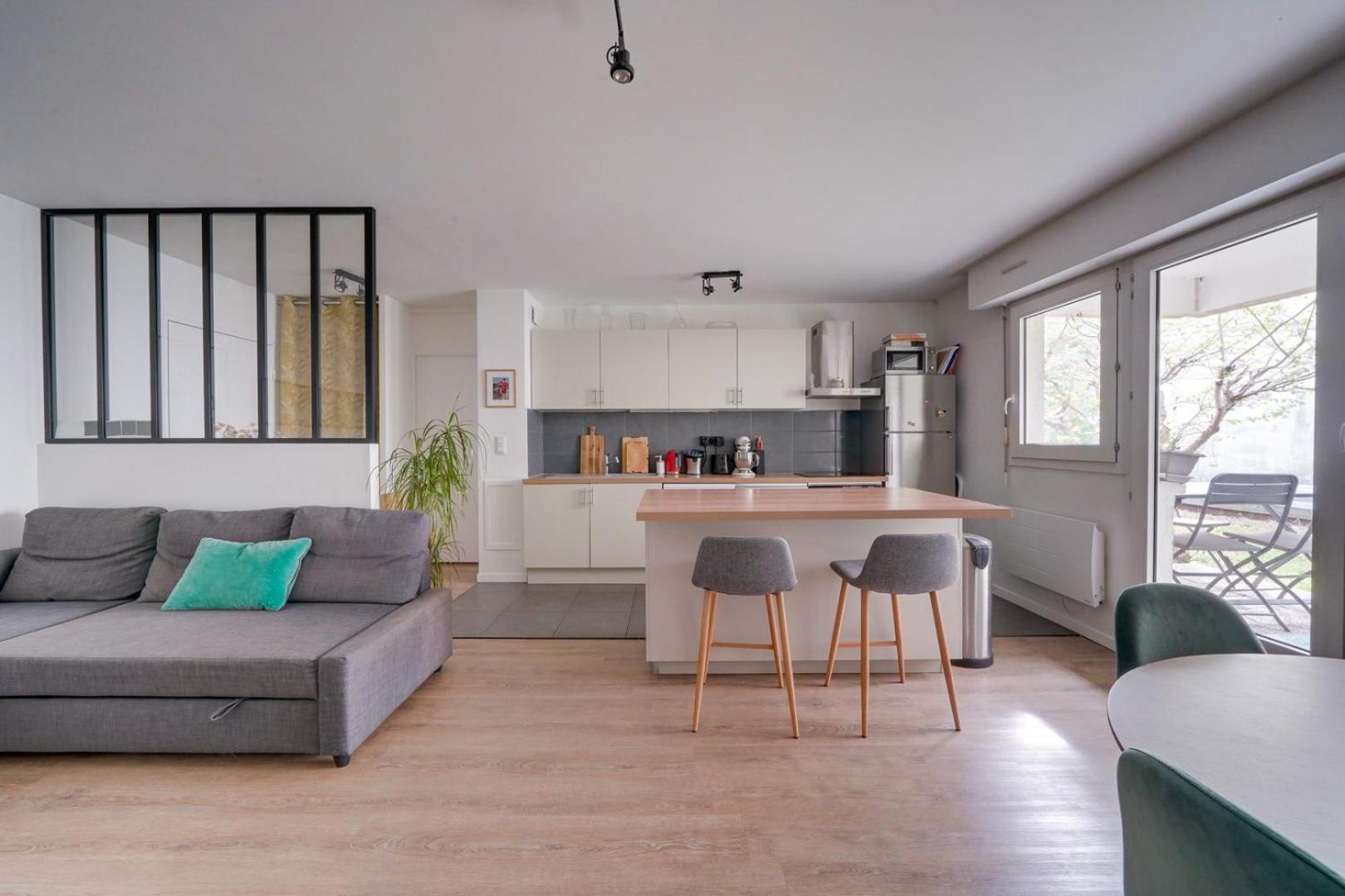 Pleasant Flat In Bordeaux With Terrace And Parking Apartment ภายนอก รูปภาพ