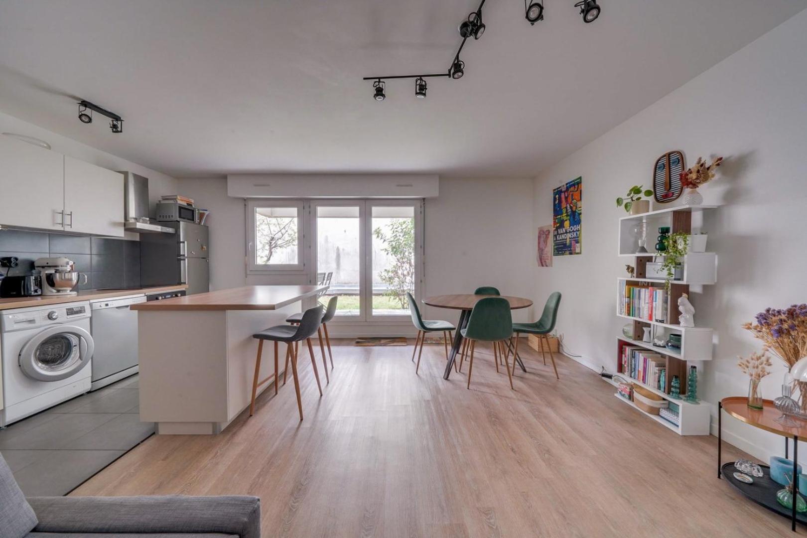 Pleasant Flat In Bordeaux With Terrace And Parking Apartment ภายนอก รูปภาพ